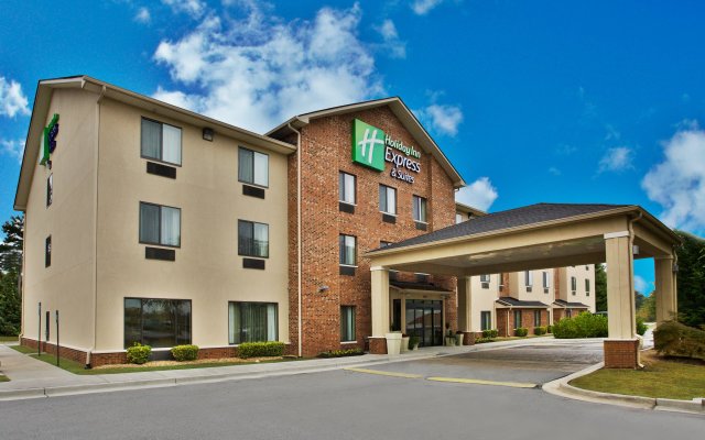 Holiday Inn Express & Suites Buford NE - Lake Lanier, an IHG Hotel