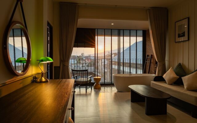 Shamrock Chiangmai Hotel - Adults Only