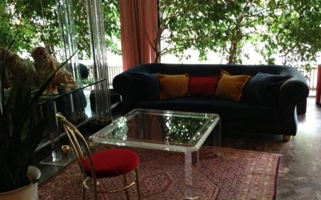 Montree Hotel