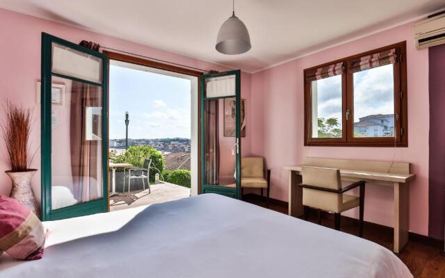 Hotel Agur Deneri