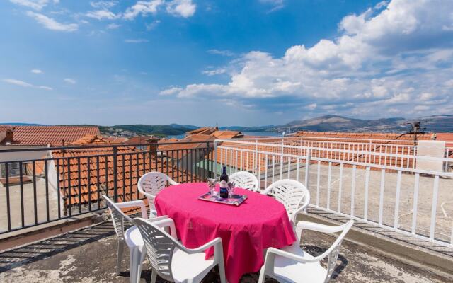Apartment Elvira