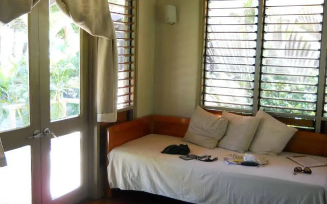 Nanuya Island Resort