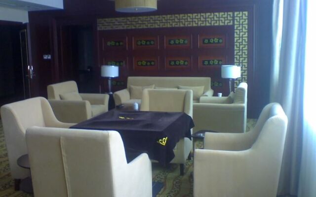 Huitong Business Hotel
