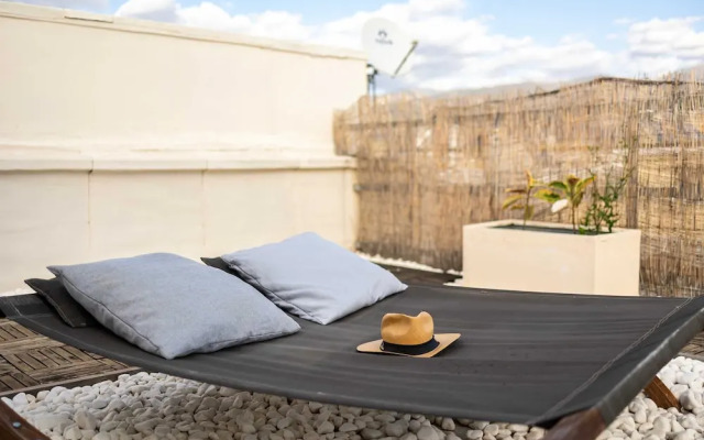 Urban Nest - Loft With Private Rooftop Garden