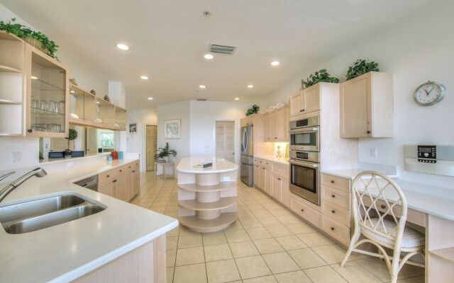 The White Ibis 5 Bedroom Home