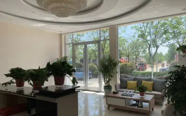 Feixian Youyun Hotel