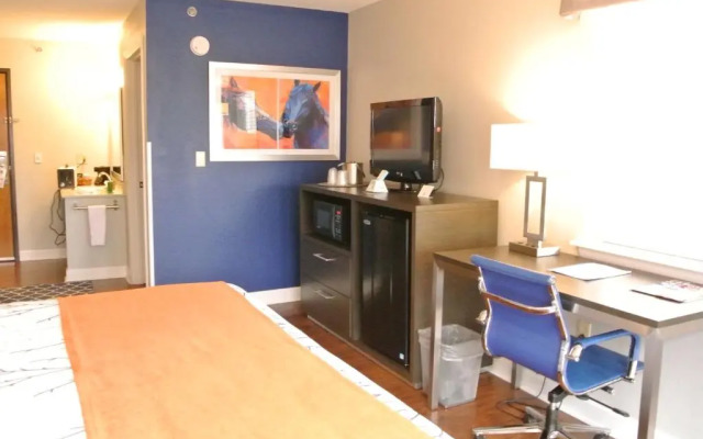 Ramada Limited Lexington