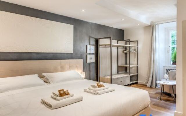 Incredible Luxury Suite in the heart of Rome Just Renewed