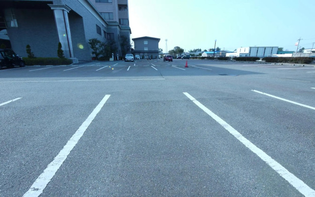 Route Inn Grantia Komatsu Airport