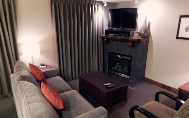 Fire Mountain Lodge