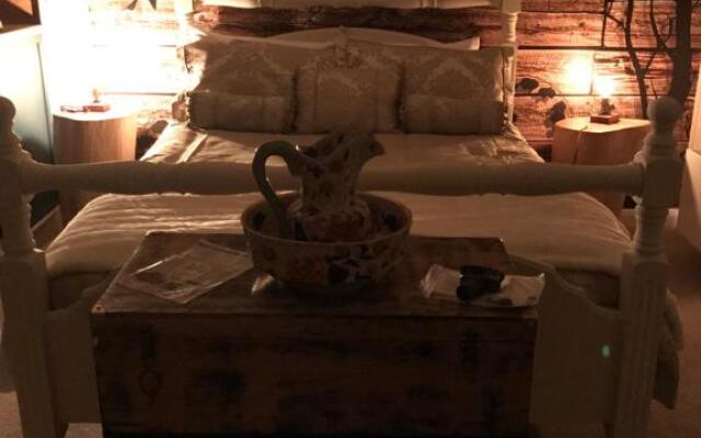 Log cabin