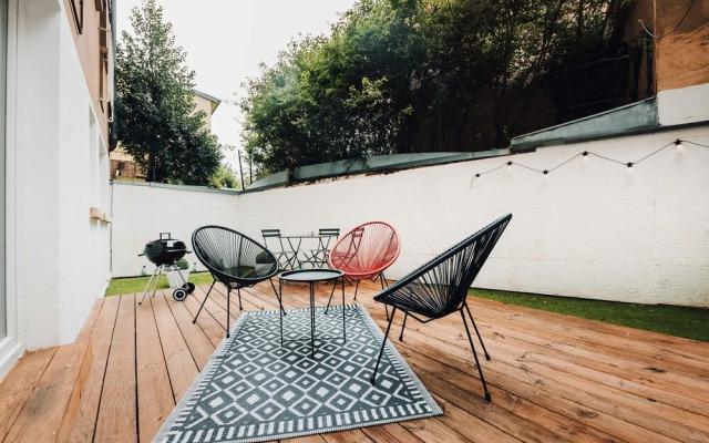Stylish Studio w Terrace in Heart of Lux