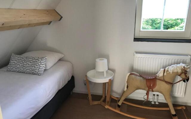 400 meter van het strand nieuwe luxe zomerwoning Oostkapelle