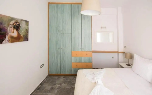 Santorini Villatzio Suites
