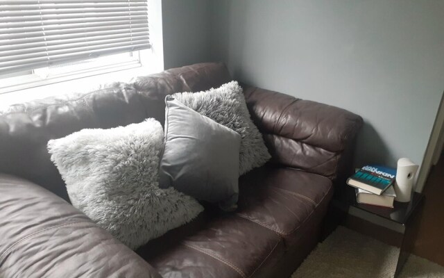 Walking Distance to Town Free Parking & Wifi