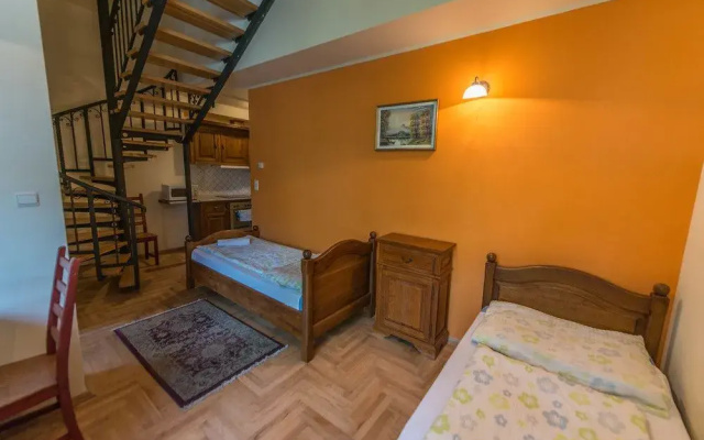 Pater Apartments
