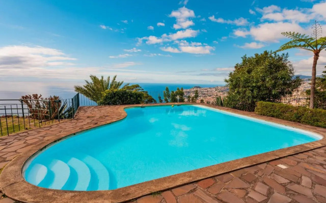FLH Funchal Ocean View with Pool
