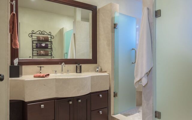 Playa de La Paz by Lumina