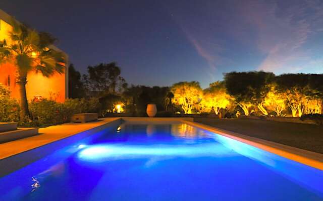 13 Bedroom Villa With Heated Pool, Golf Course, Seaside