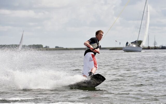 Comfortable House Directly at Veerse Meer