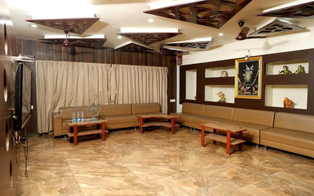 OYO 3737 Hotel City Palace
