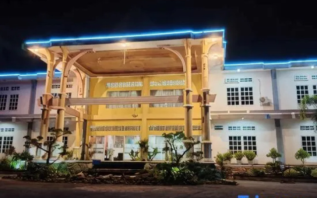 Mahkota Sutis Hotel – Exterior – Sungai Penuh