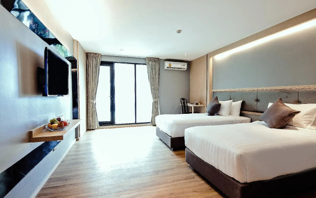 Three Sukhumvit Hotel