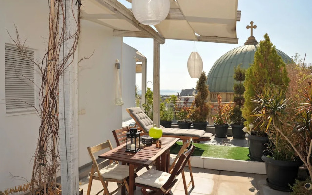 TOPKolonakiStudio and Terrace