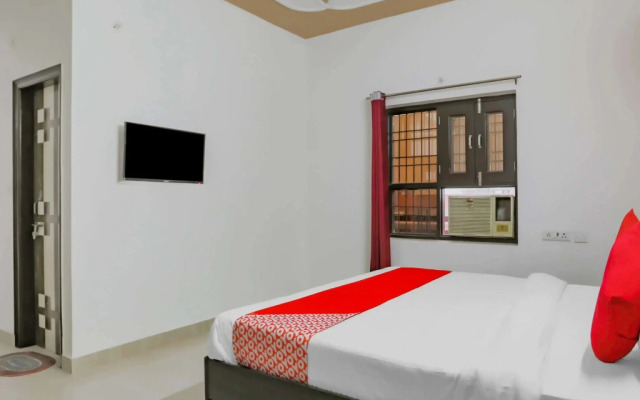 R P Residency by OYO Rooms