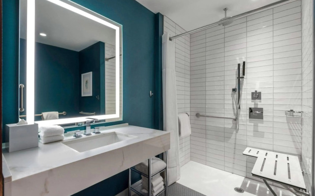 Le Meridien Denver Downtown
