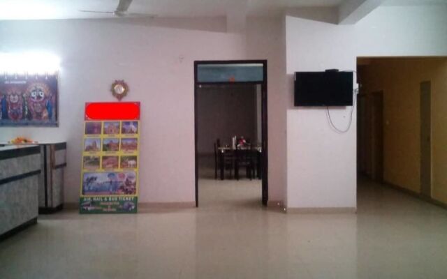 Goroomgo Shree Mandir Palace Puri