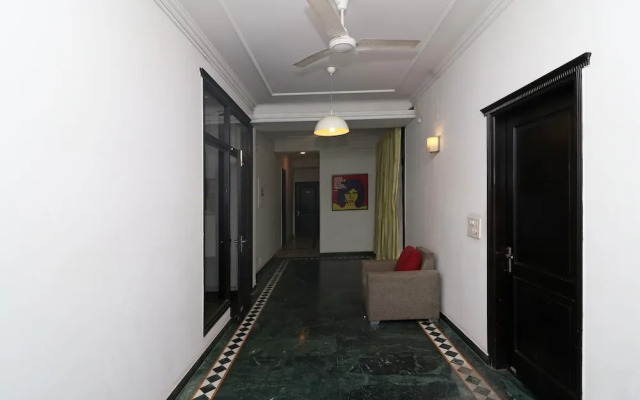 OYO Rooms Sector 7 Madhya Marg