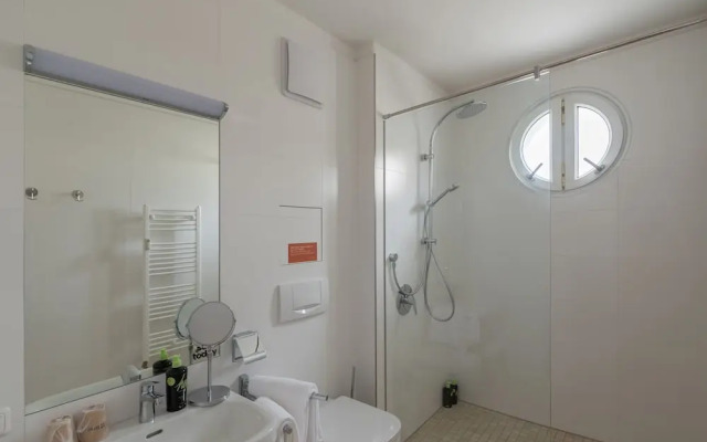 limehome Linz Friedrichstraße