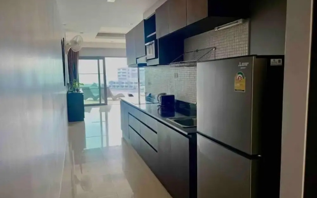 Sea View Suite Pool Access  C81