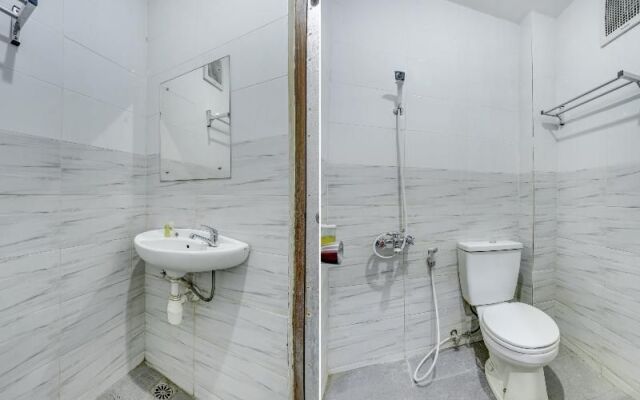 OYO 90201 Hotel Bina Artha