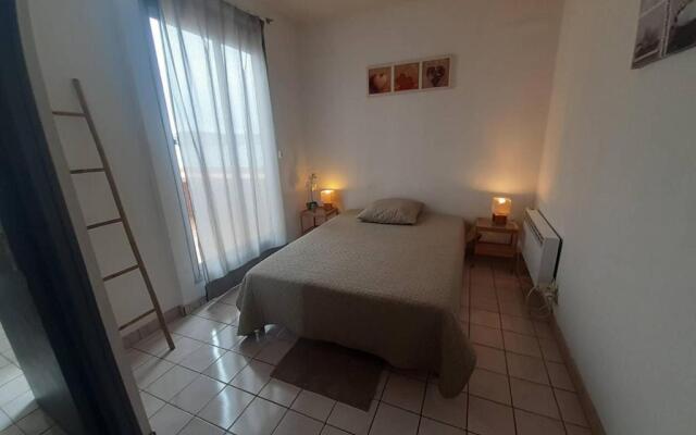 Appartement Balaruc-les-Bains, 2 pièces, 2 personnes - FR-1-571-32