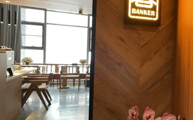Kunming Benke Apartment (Baiyun Road Subway Station)