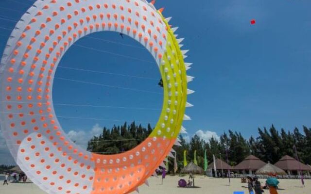 Romantic Coast Resort Maoming