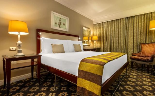 Hemingways Hotel