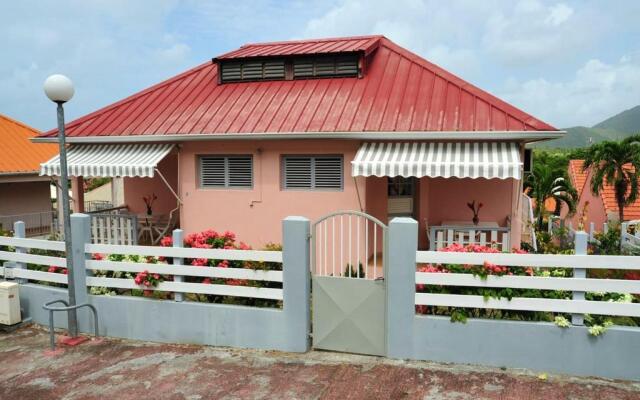 Apartment With one Bedroom in Sainte Anne, With Wifi