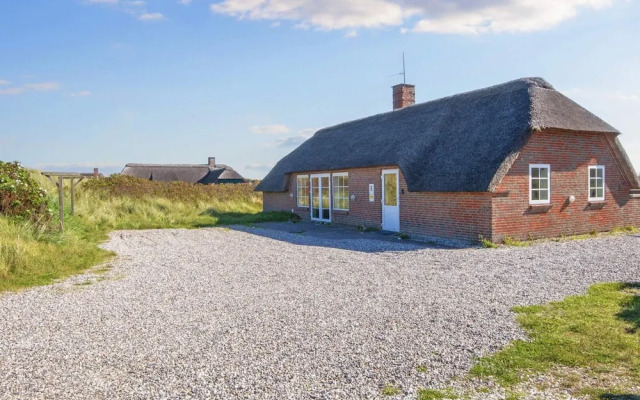 10 Person Holiday Home in Ringkobing