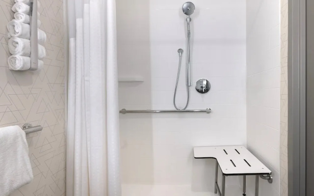Holiday Inn Express NYC Chelsea - NoMad Area