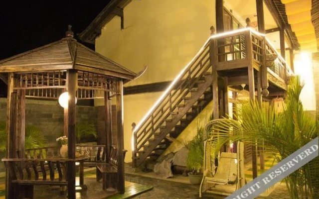 Yangguang Huashe Boutique Hostel