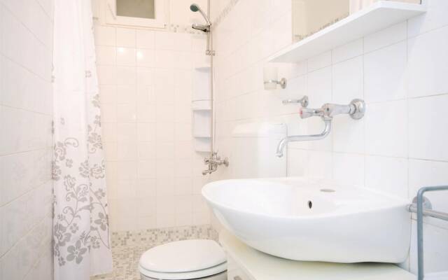 Stunning Home in Sevid With Wifi and 4 Bedrooms