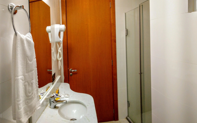 Turis Hotel