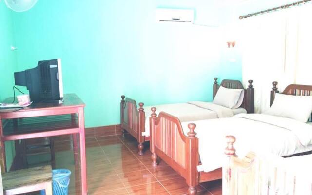 Vang Vieng Chalern Guesthouse