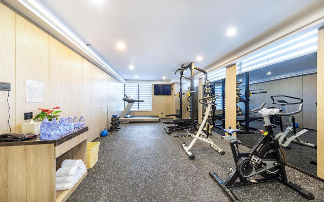 Atour Hotel Nanning Railway Station North Lake