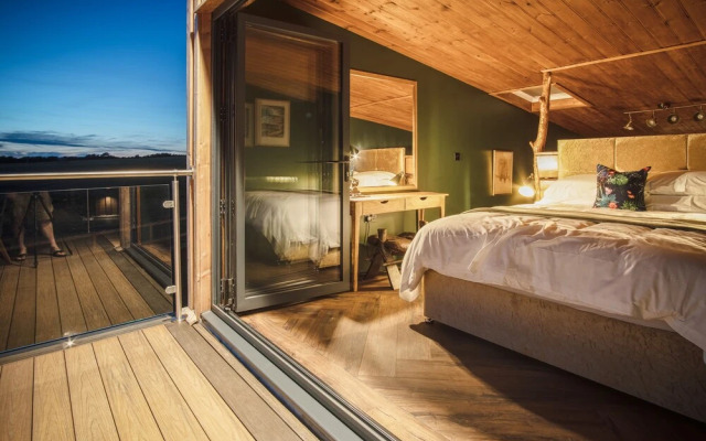 Tawny Lodge - 1 Bedroom - Blossom Farm