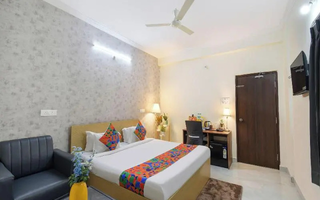 Fabhotel Joy Stayz