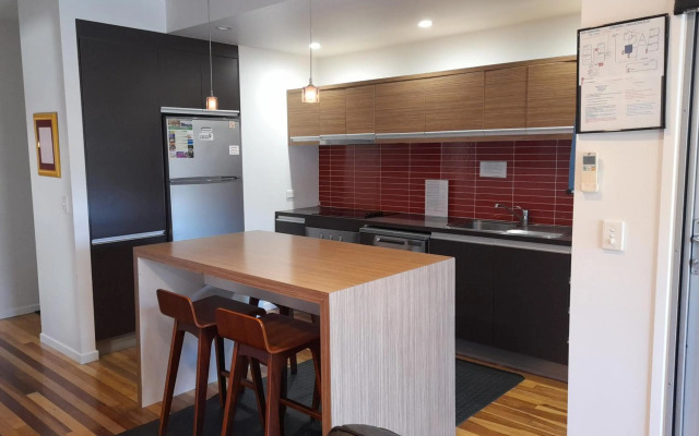 Airlie Apartments